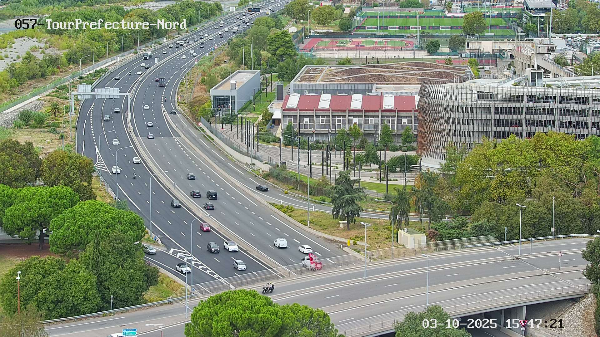 Caméra autoroute France - A8, Nice, à hauteur de la Préfecture des Alpes Maritimes, direction Antibes