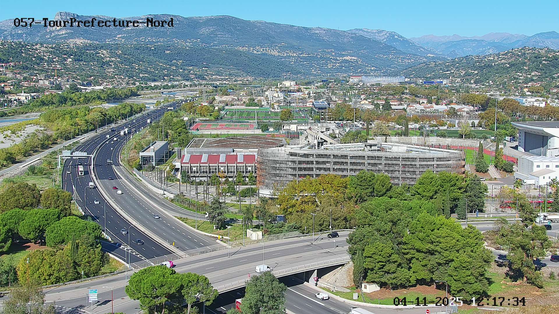 Caméra autoroute France - A8, Nice, à hauteur de la Préfecture des Alpes Maritimes, direction Antibes