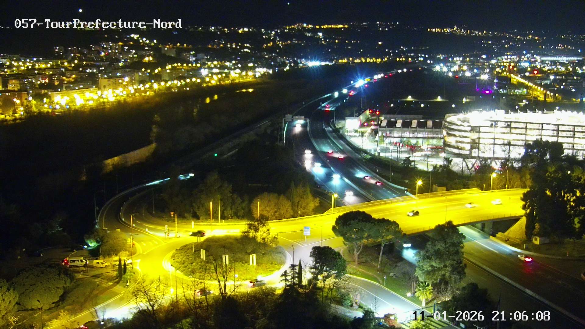 Caméra autoroute France - A8, Nice, à hauteur de la Préfecture des Alpes Maritimes, direction Antibes