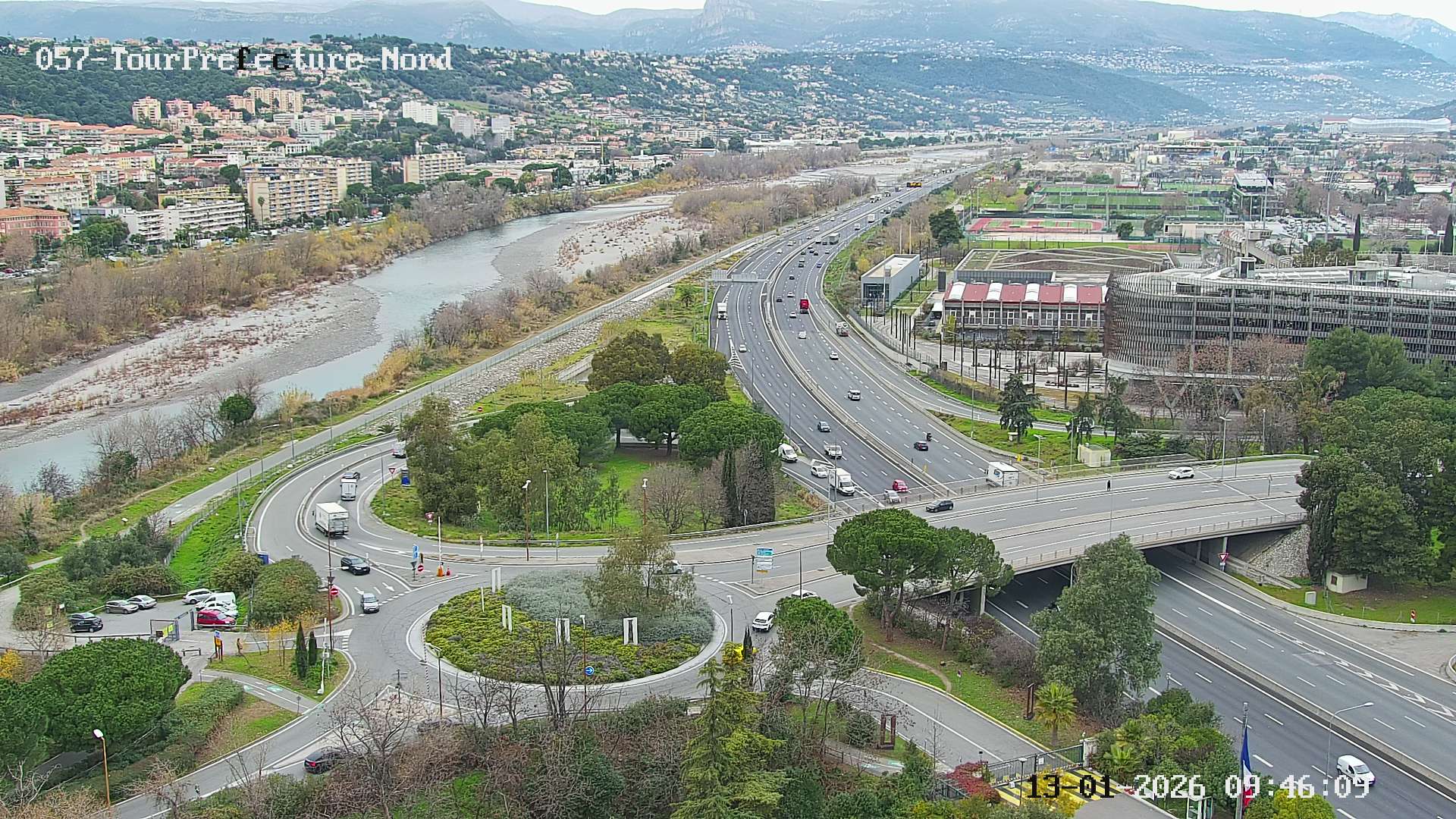 Caméra autoroute France - A8, Nice, à hauteur de la Préfecture des Alpes Maritimes, direction Antibes