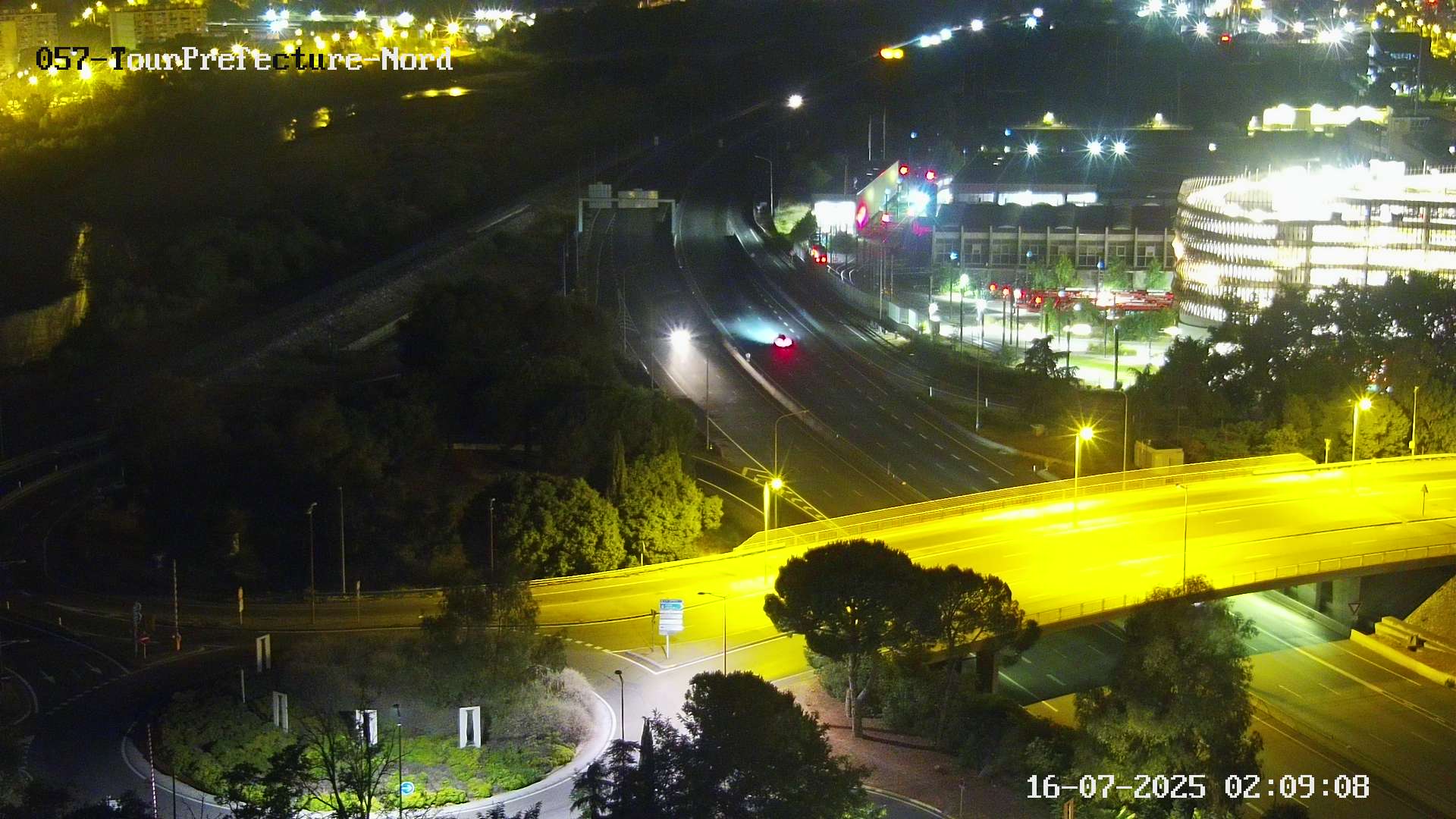 Caméra autoroute France - A8, Nice, à hauteur de la Préfecture des Alpes Maritimes, direction Antibes