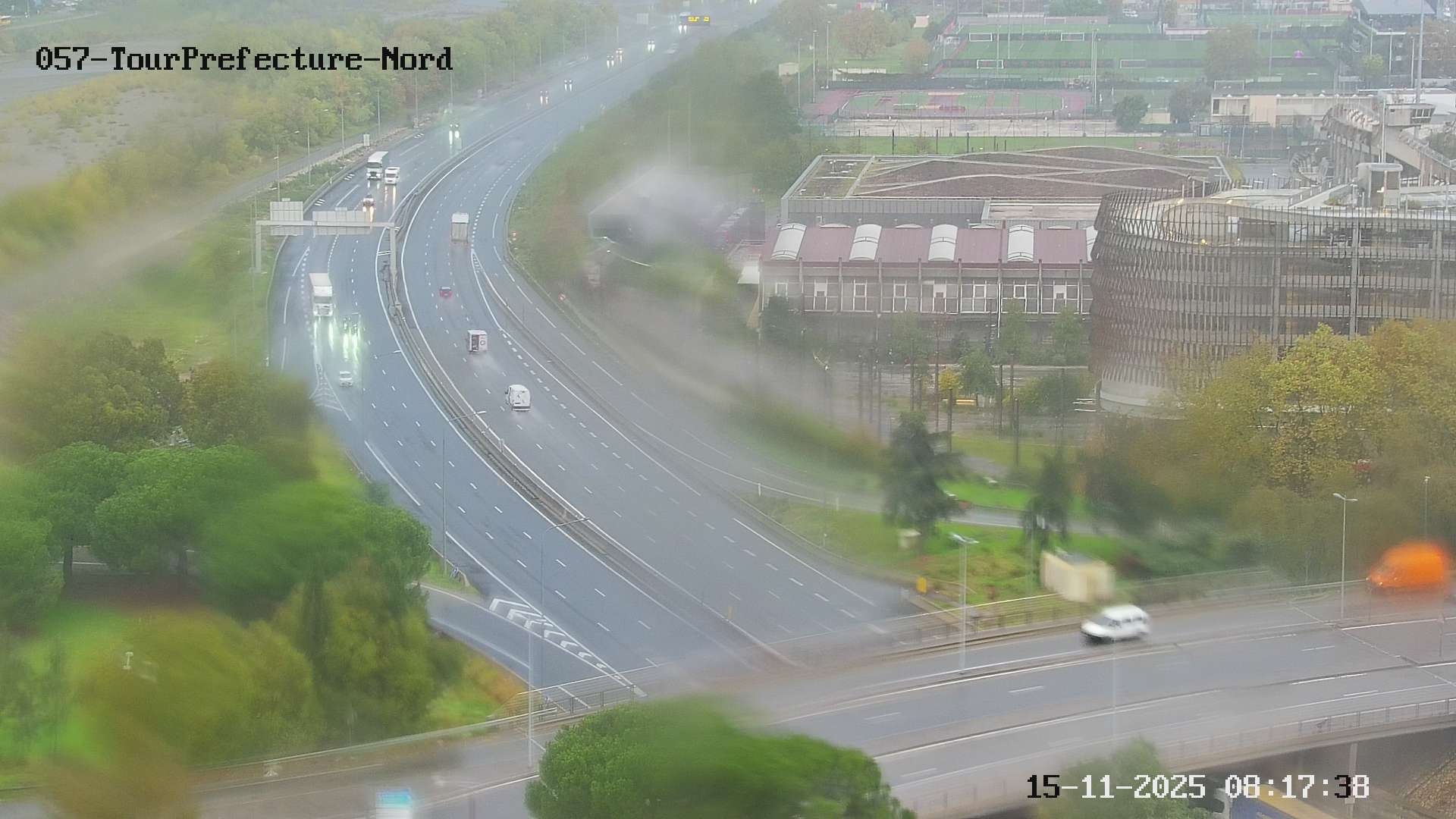 <h2>Caméra autoroute France - A8, Nice, à hauteur de la Préfecture des Alpes Maritimes, direction Antibes</h2>