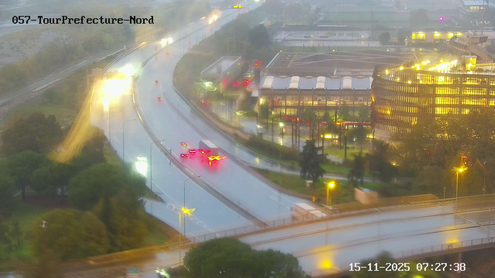 Caméra autoroute France - A8, Nice, à hauteur de la Préfecture des Alpes Maritimes, direction Antibes