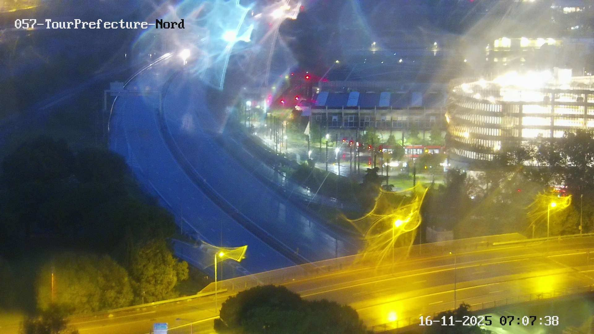 Caméra autoroute France - A8, Nice, à hauteur de la Préfecture des Alpes Maritimes, direction Antibes