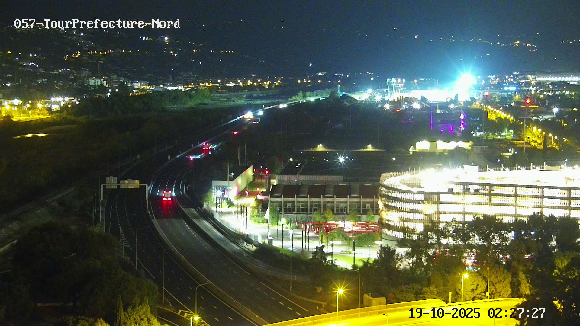 Caméra autoroute France - A8, Nice, à hauteur de la Préfecture des Alpes Maritimes, direction Antibes