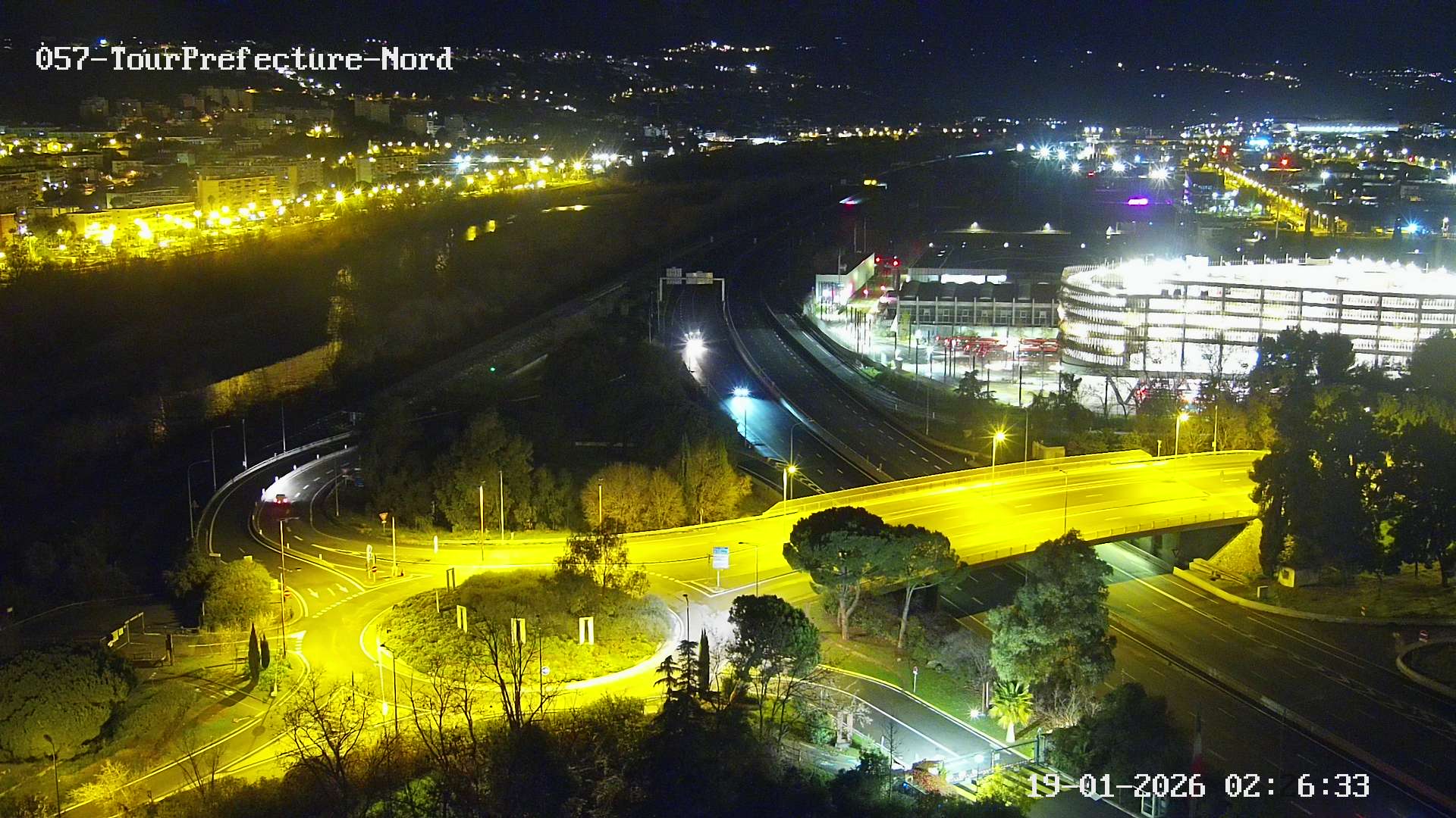 Caméra autoroute France - A8, Nice, à hauteur de la Préfecture des Alpes Maritimes, direction Antibes