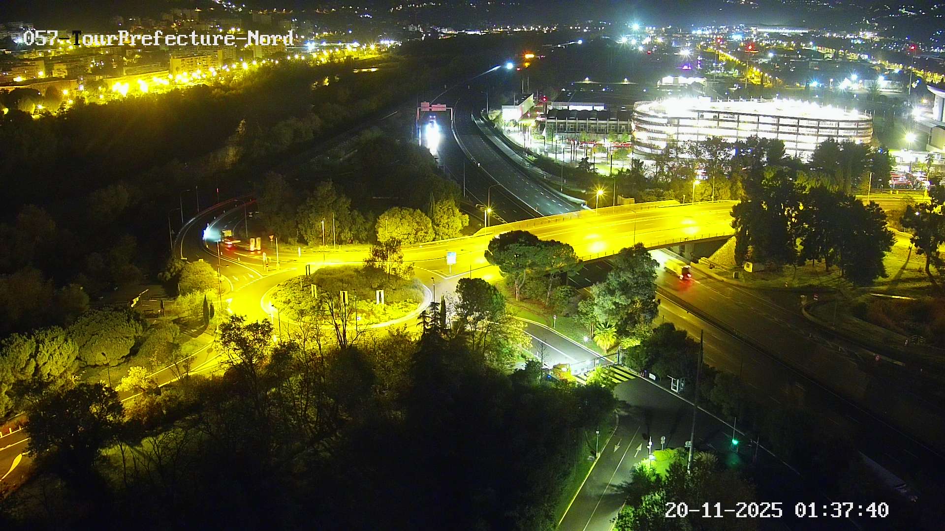 <h2>Caméra autoroute France - A8, Nice, à hauteur de la Préfecture des Alpes Maritimes, direction Antibes</h2>