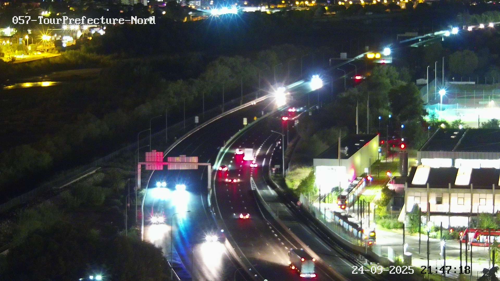 Caméra autoroute France - A8, Nice, à hauteur de la Préfecture des Alpes Maritimes, direction Antibes