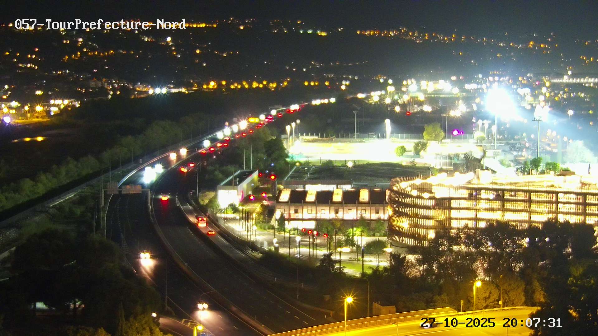 Caméra autoroute France - A8, Nice, à hauteur de la Préfecture des Alpes Maritimes, direction Antibes