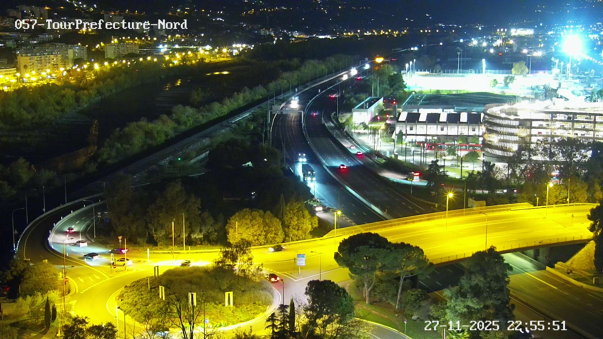 Caméra autoroute France - A8, Nice, à hauteur de la Préfecture des Alpes Maritimes, direction Antibes