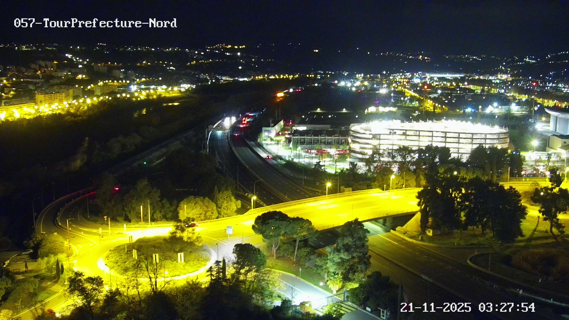 <h2>Caméra autoroute France - A8, Nice, à hauteur de la Préfecture des Alpes Maritimes, direction Antibes</h2>